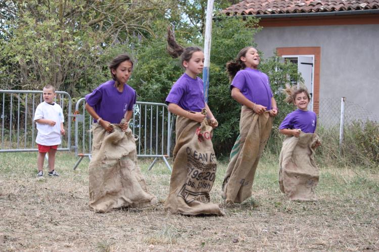 Jeux d'enfants à Escayre (113)
