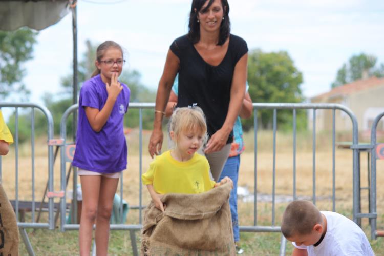 Jeux d'enfants à Escayre (93)